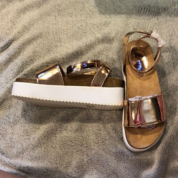 Rose Gold Platform Sandals - Picture 3 of 4